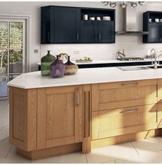 Crown furniture: Midsomer Kitchen