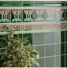 Original Style Dauphine on Victorian Green Tile