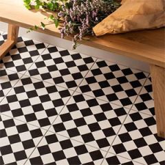 Odyssey Harlequin Small Black on Chalk Tiles