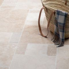 Original Style Levantine Ivory Unfilled & Tumbled Travertine (203 x 203mm, 406 x 406mm)