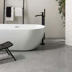 Porcelanosa Noir Caliza tiles
